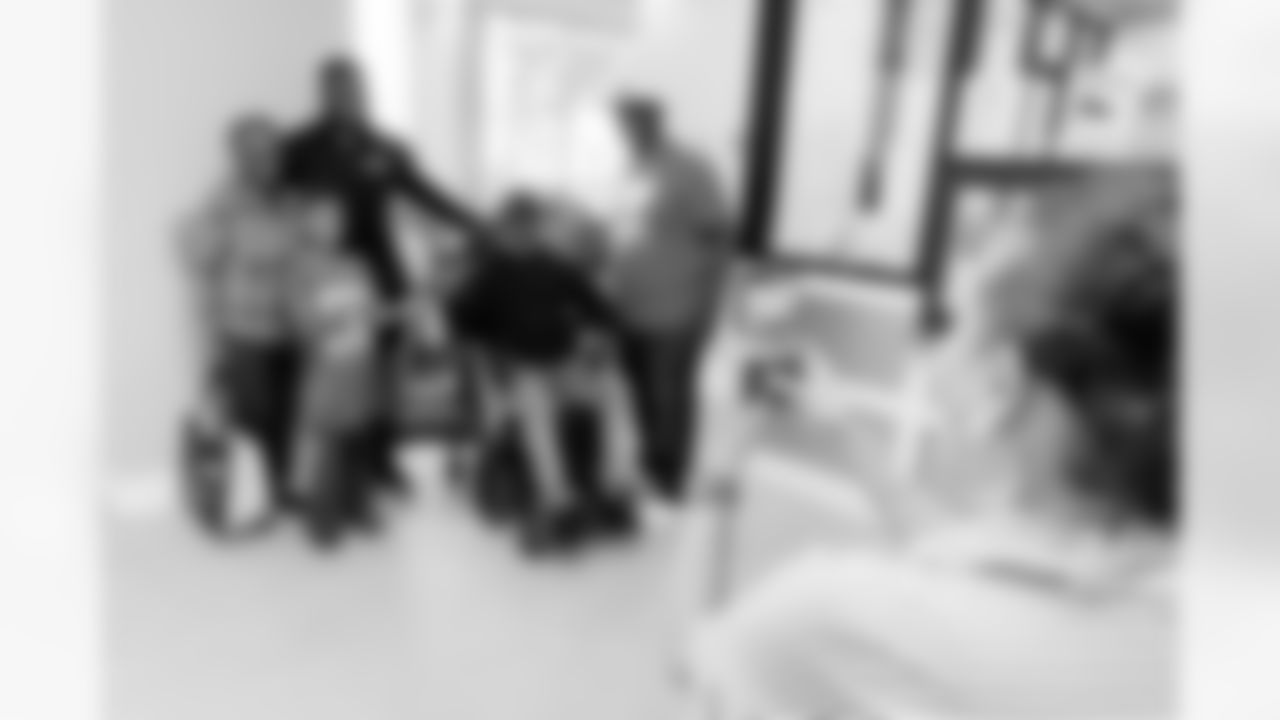 Jacksonville, Fla. — Florida Blue Senior Meal Distribution on November 24, 2025.