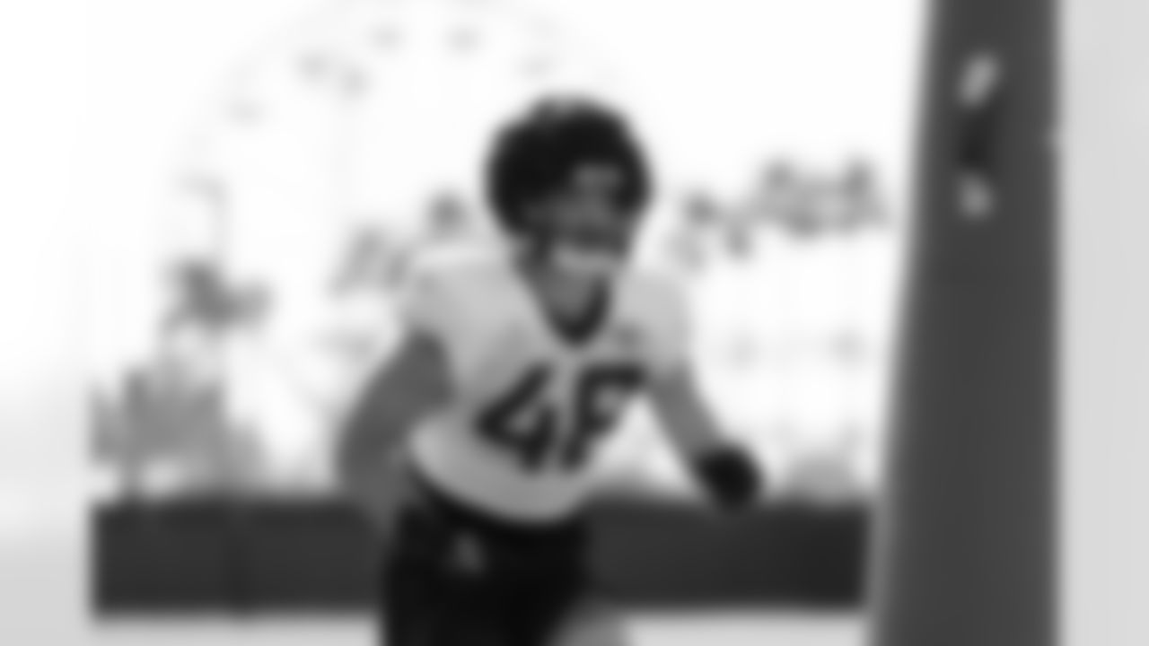 LB Chad Muma (48)