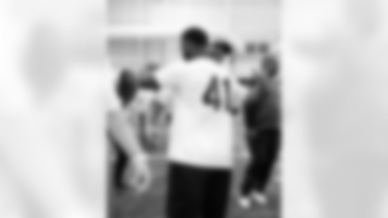 Jacksonville, Fla. — Jaguars Legends attend Jaguars practice at the Miller Electric Center on December 6, 2025.