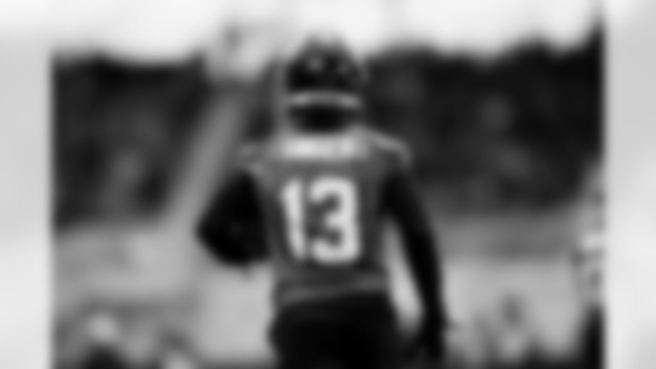 Jacksonville, Fla. — Jaguars wide receiver Dorian Singer (13) during rookie minicamp at the Miller Electric Center on May 10, 2025.