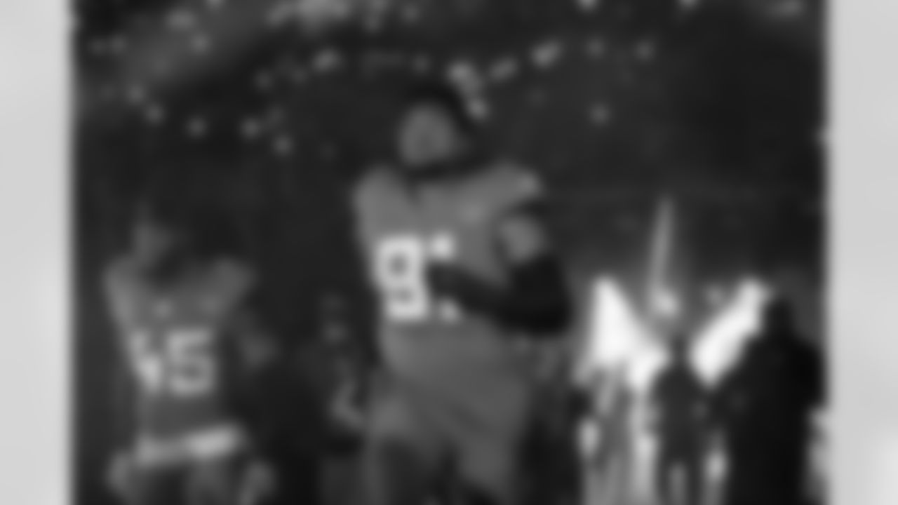 Jacksonville Jaguars vs. Baltimore Ravens
OLB Dawuane Smoot (91)