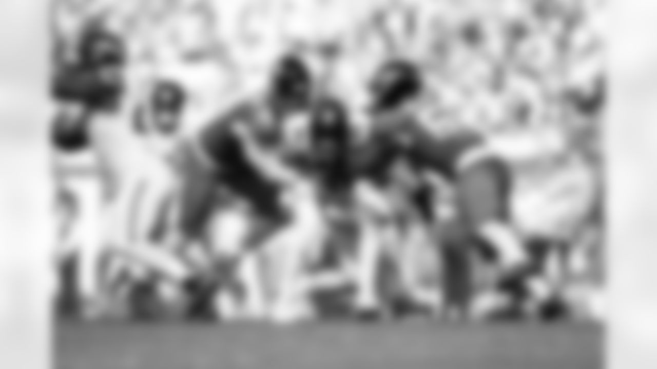 Jacksonville Jaguars vs Seattle Seahawks

DT Arik Armstead (91) and LB Ventrell Miller (51)