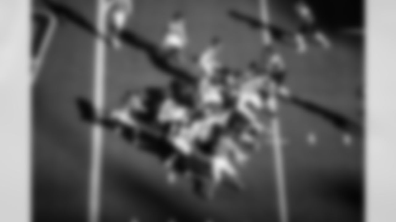 Jacksonville Jaguars vs Tennessee Titans

QB Trevor Lawrence (16)