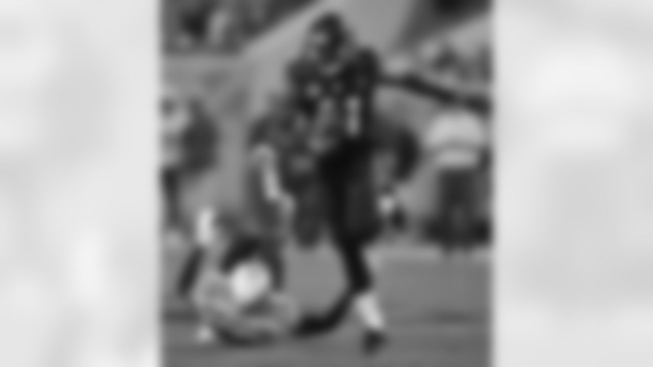 rwilson-PastJaguarsPhotoArchive_949MarqiseLeeTEN121814