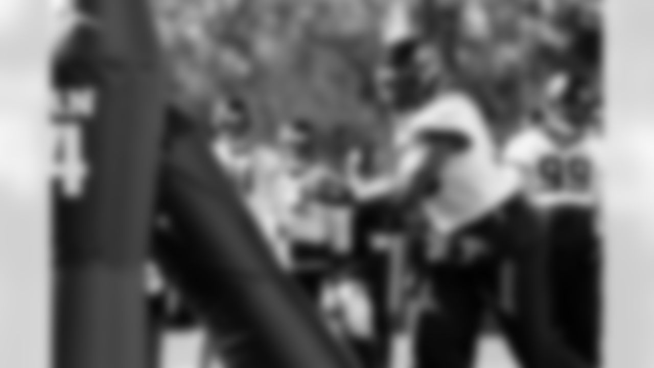 Jacksonville, Fla. — Jaguars defensive lineman Emmanuel Ogbah (90) during practice at the Miller Electric Center on December 11, 2025.