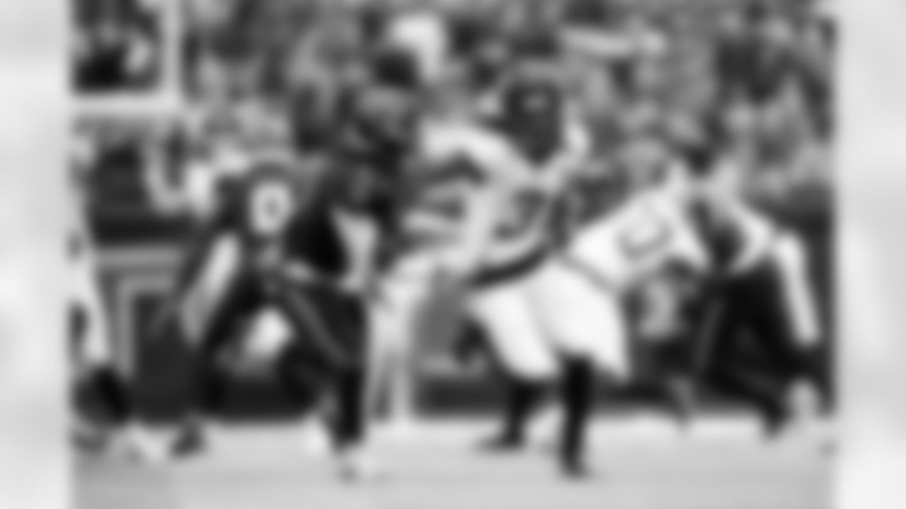 Jacksonville Jaguars vs Houston Texans

WR Jakobi Meyers (3)