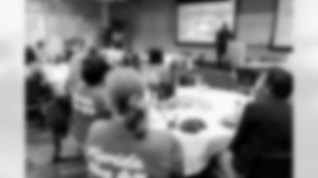 Jacksonville, Fla. — Florida Blue Senior Meal Distribution on November 24, 2025.