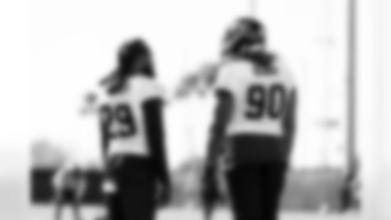 Jacksonville, Fla. — Jaguars safety Eric Murray (29) and defensive lineman Emmanuel Ogbah (90) during practice at the Miller Electric Center on December 11, 2025.