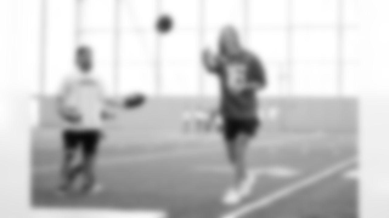 Jacksonville, Fla. – Touchdowns for Tomorrow Financial Education Football Camp hosted by EverBank at Flex Field on November 12, 2024.