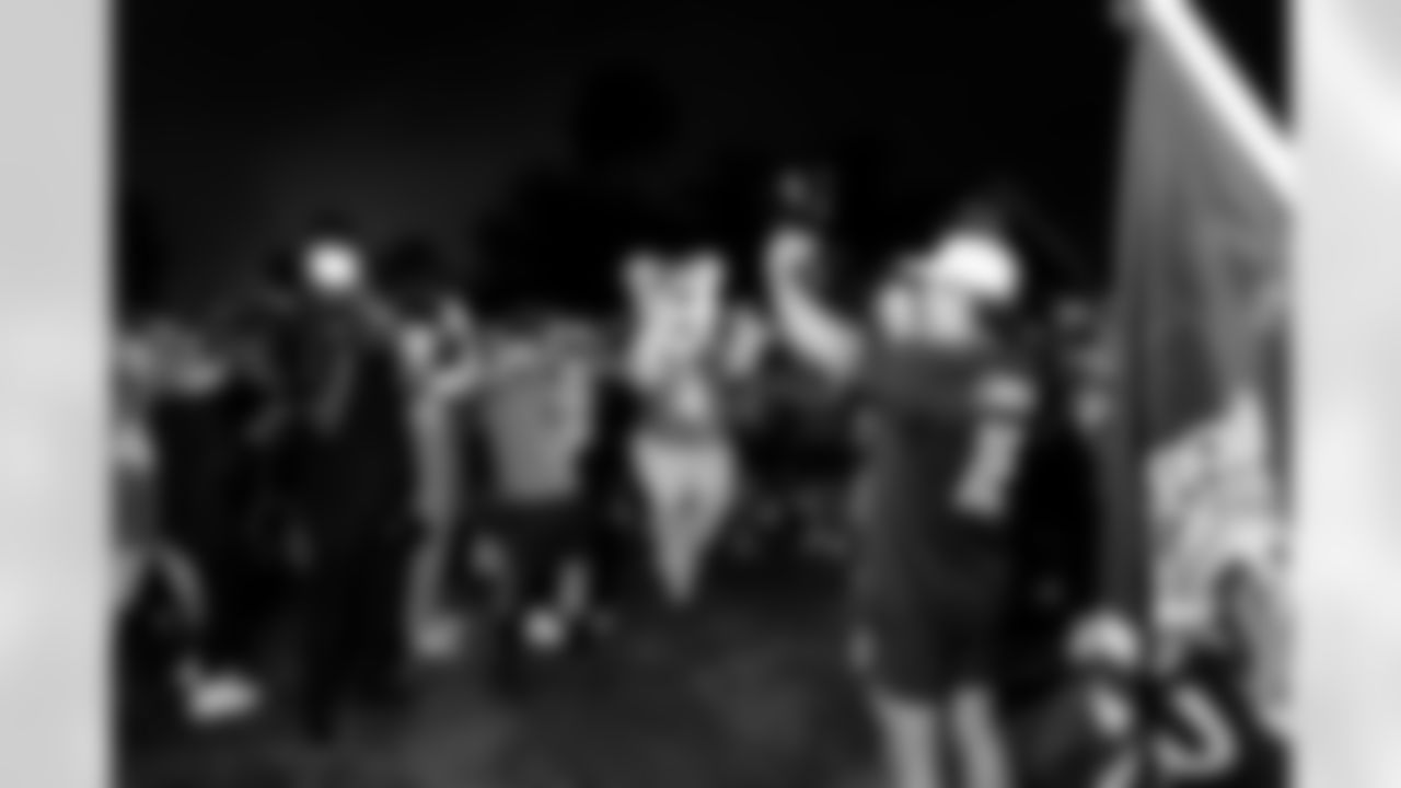 Jacksonville, Fla. — Jacksonville Jaguars Playoff Prowl at Neptune Run Crew in Neptune Beach on January 9, 2026