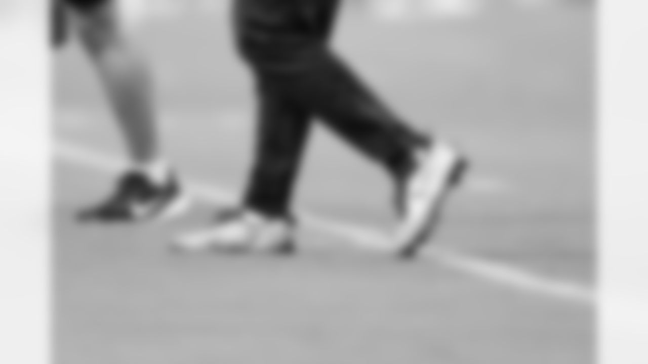 Jacksonville, Fla. — Jaguars safety Andrew Wingard (42) during practice at the Miller Electric Center on November 26, 2025.