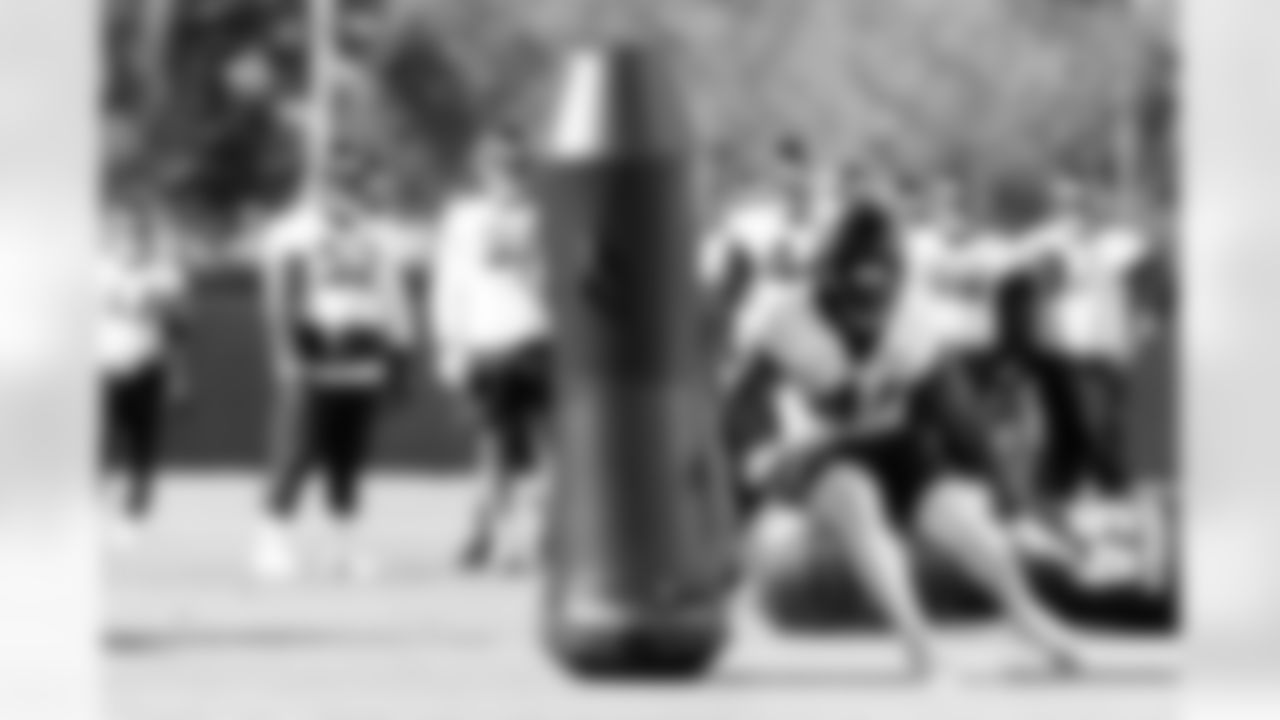 Jacksonville, Fla. — Jaguars defensive end Josh Hines-Allen (41) during practice at the Miller Electric Center on December 11, 2025.