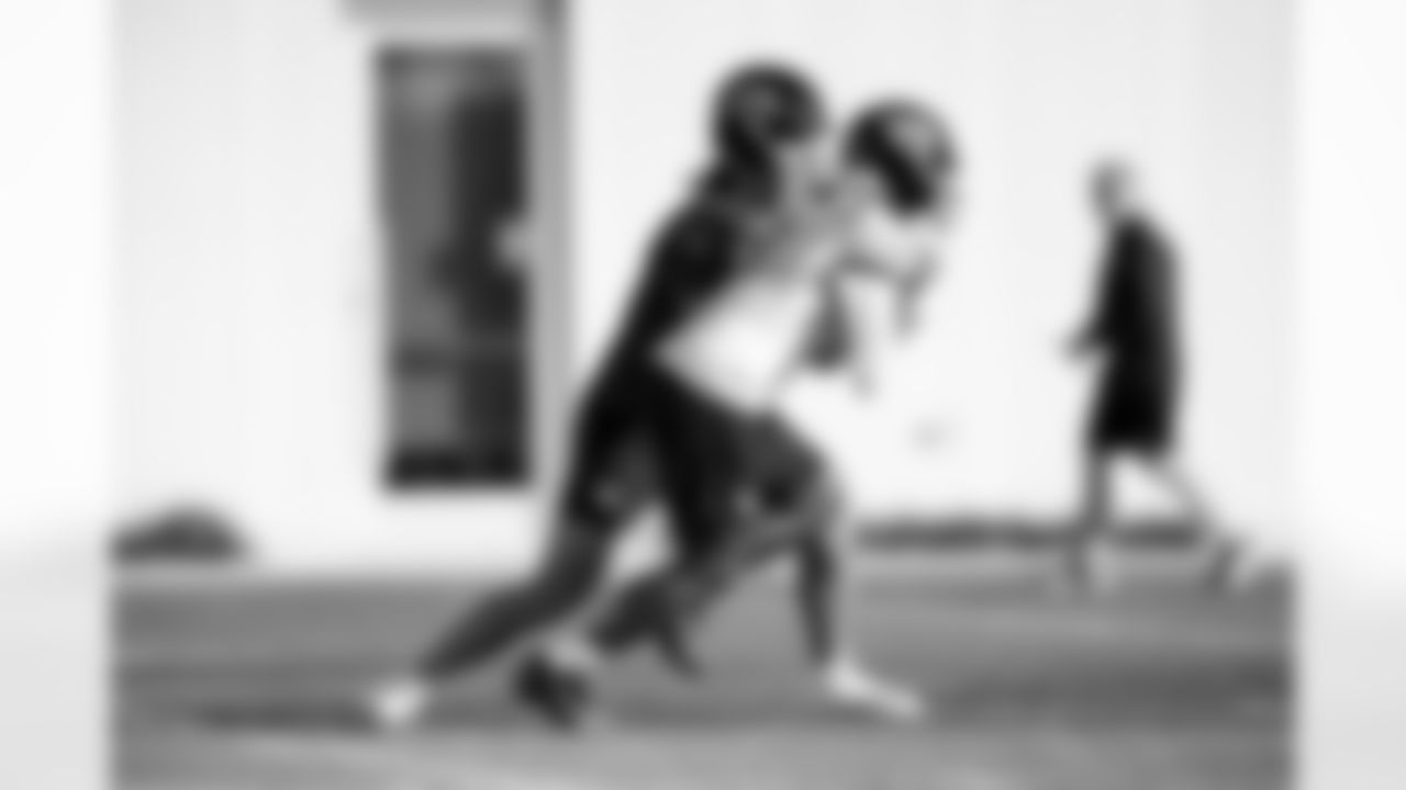 Jacksonville, Fla. — Jaguars quarterback Trevor Lawrence (16) and running back Travis Etienne Jr. (1) during practice at the Miller Electric Center on December 25, 2025.