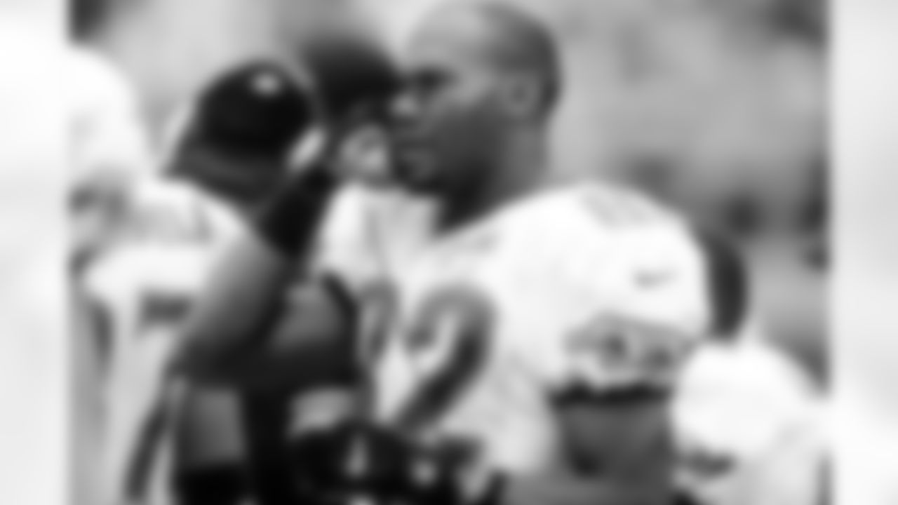 Wide receiver Jimmy Smith (82) of the Jacksonville Jaguars listens for a play on the sidelines in Jacksonville, Florida. (AP Photo / Al Messerschmidt)