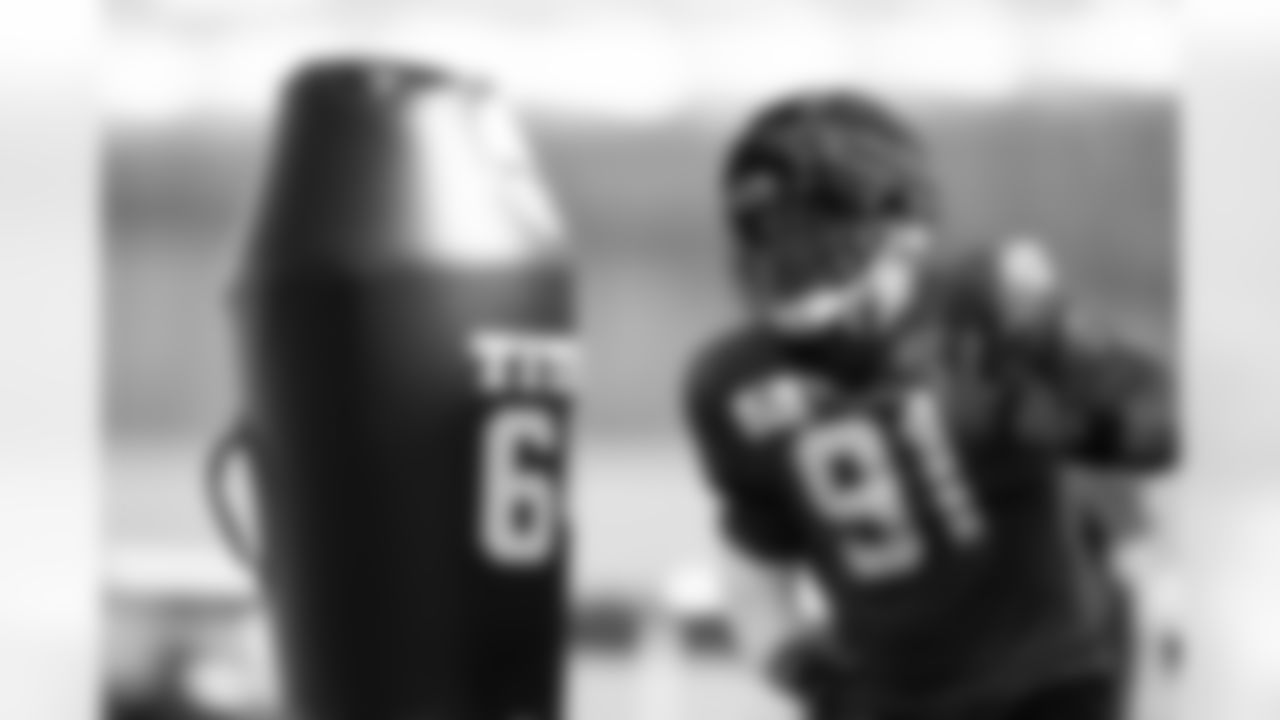 Jacksonville, Fla. — Jaguars defensive tackle Arik Armstead (91) during practice at the Miller Electric Center on November 20, 2025.