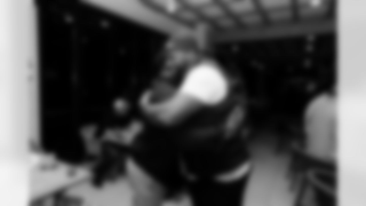 Jacksonville Beach, Fla. — Legends Weekend Friday Dinner at Sandbar Jax Bch on December 5, 2025.