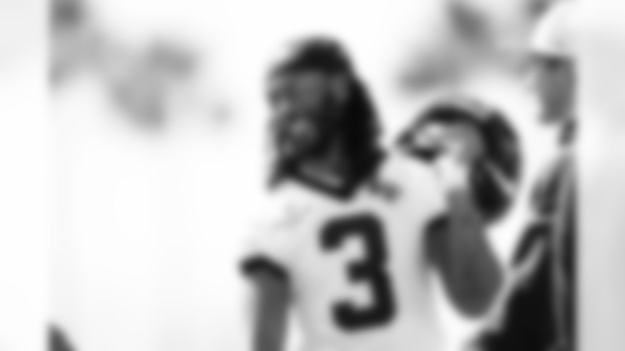 Jacksonville, Fla. — Jaguars wide receiver Jakobi Meyers (3) during practice at the Miller Electric Center on November 5, 2025.