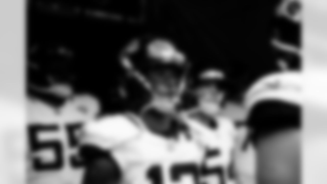 Jacksonville Jaguars vs Houston Texans

WR Tim Jones (13)