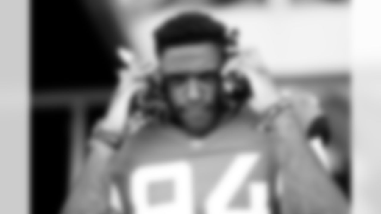 Jacksonville, Fla. — A behind-the-scenes image of defensive lineman Maason Smith (94) during the Jaguars 2024 Media Day on May 30, 2024.