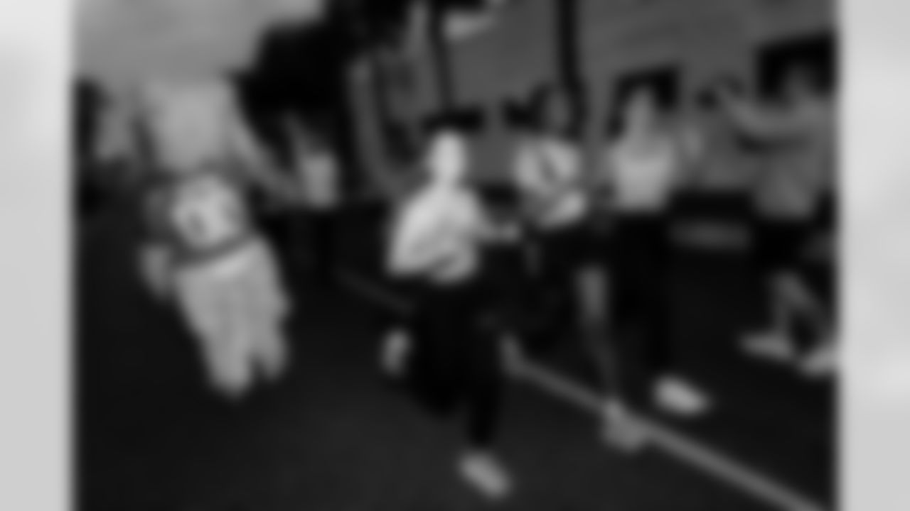 Jacksonville, Fla. — Jacksonville Jaguars Playoff Prowl at Neptune Run Crew in Neptune Beach on January 9, 2026