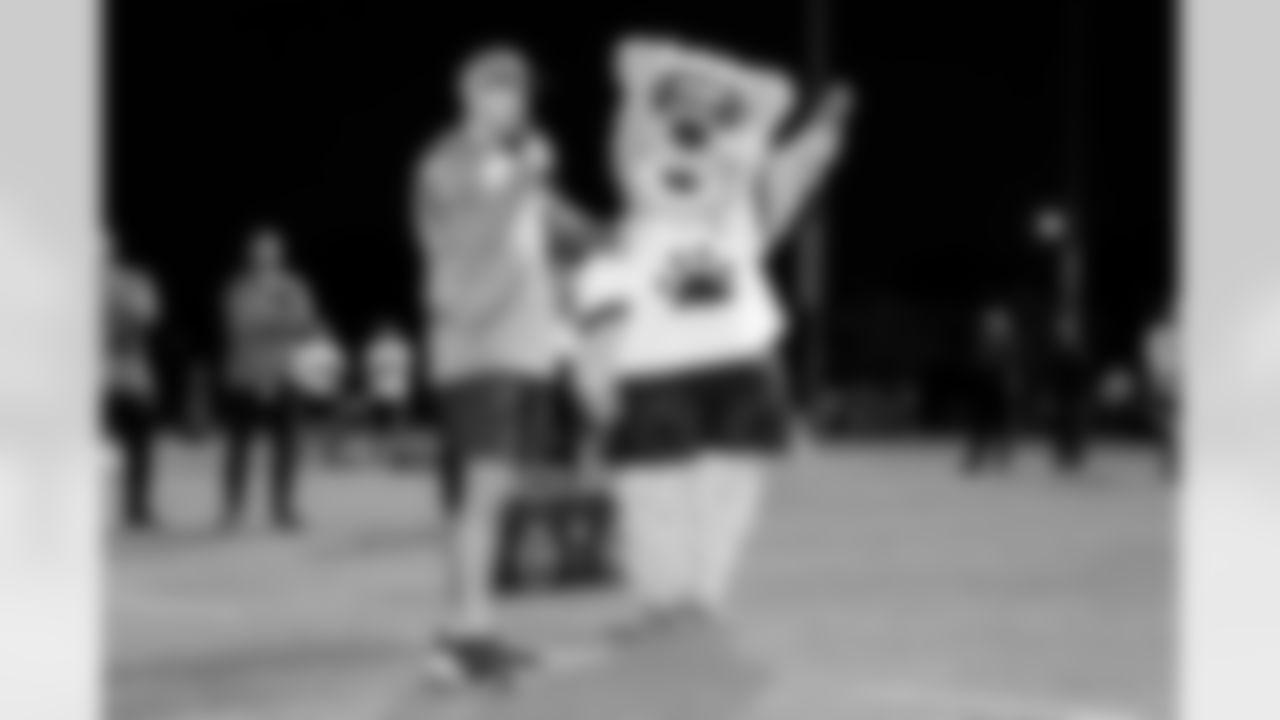 Jacksonville, Fla. – Salute to Service Youth Football Camp for military members and their children at NAS JAX Base on November 5, 2025.