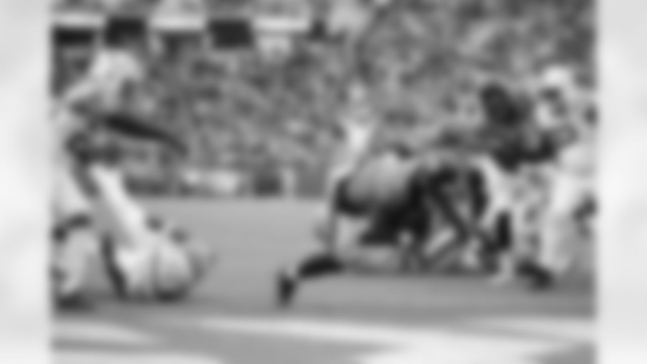 Jacksonville Jaguars vs Indianapolis Colts

RB Travis Etienne Jr. (1)