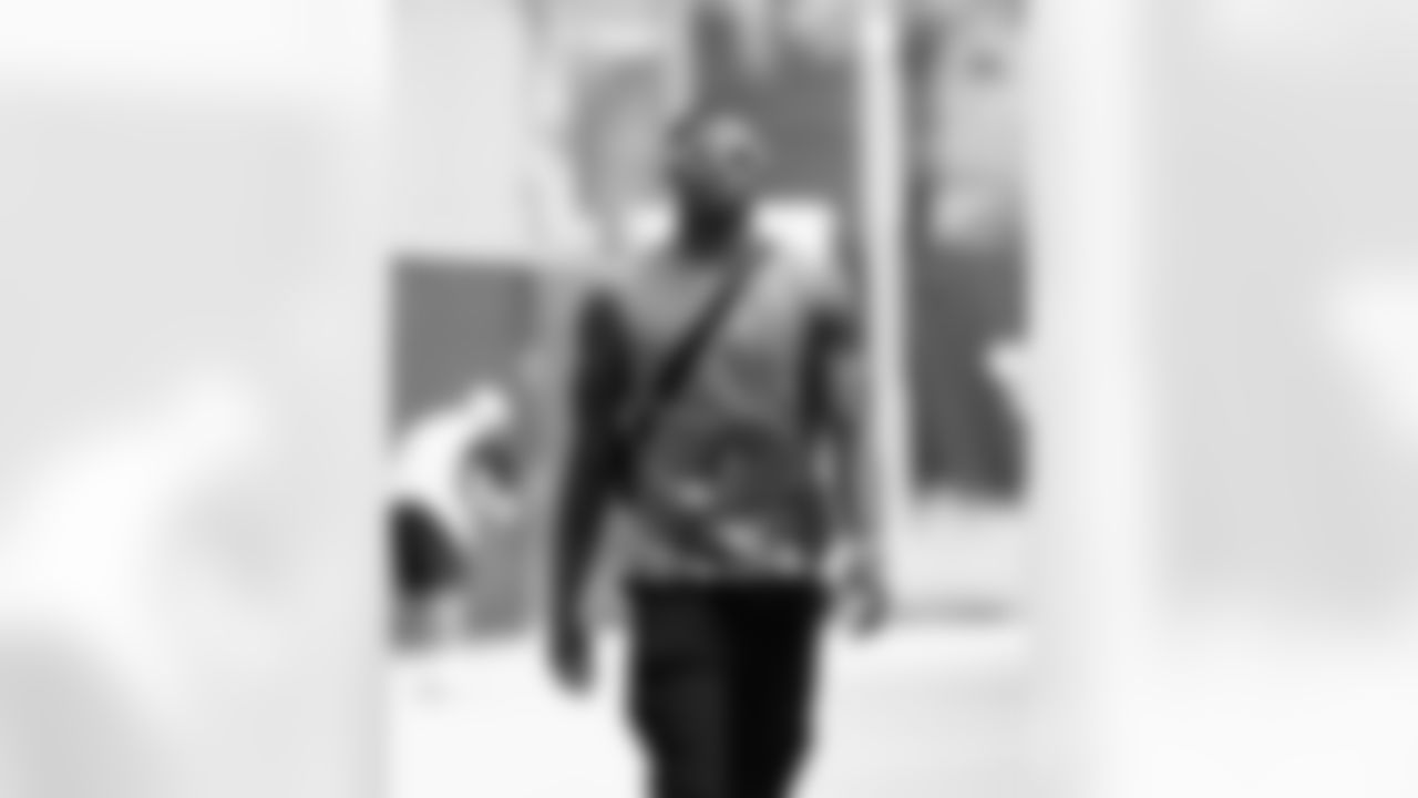 Jacksonville Jaguars vs Carolina Panthers

WR/DB Travis Hunter