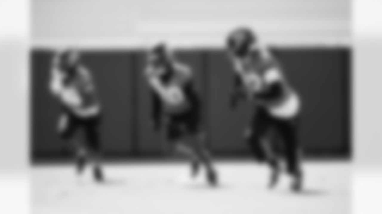 Jacksonville, Fla. — Jaguars safety Andrew Wingard (42) during practice at the Miller Electric Center on November 5, 2025.