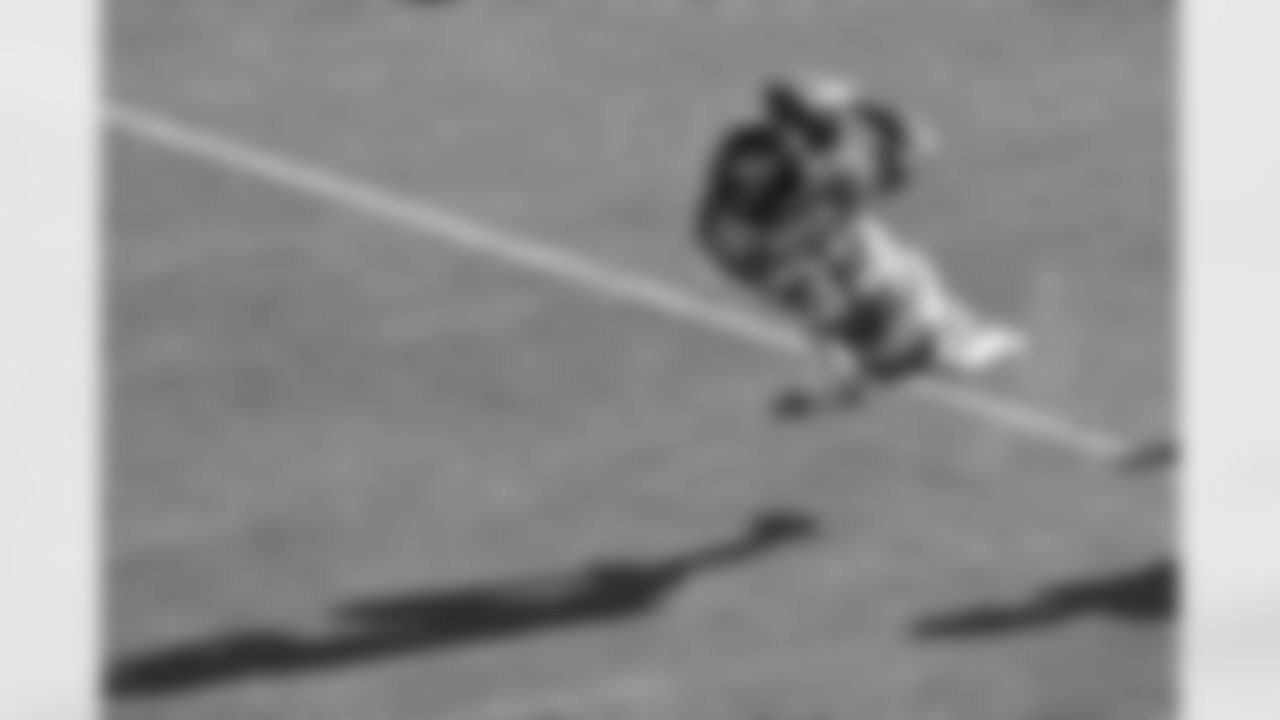 Jacksonville Jaguars vs New York Jets
RB Bhayshul Tuten (33)