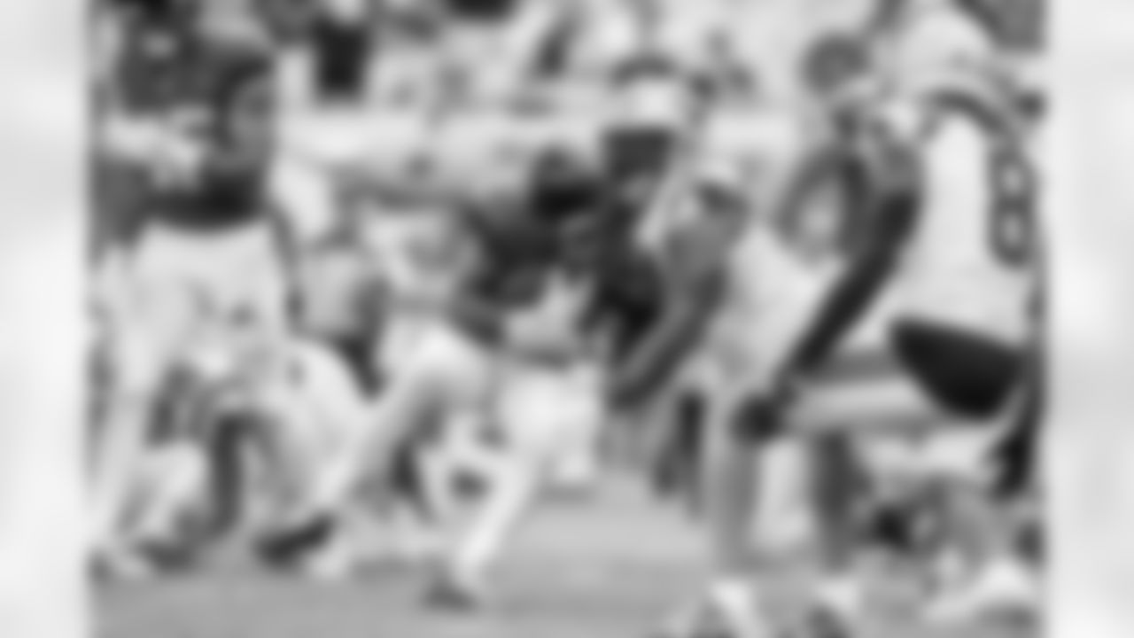 Jacksonville Jaguars vs Carolina Panthers
RB Tank Bigsby (4)