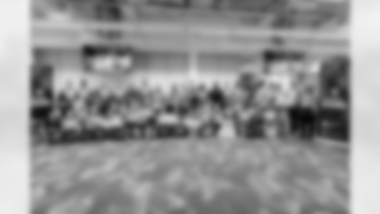 Jacksonville, Fla. — Florida Blue Senior Meal Distribution on November 24, 2025.