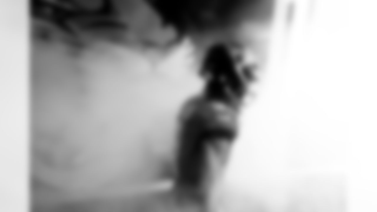 Jacksonville Jaguars vs Los Angeles Chargers
WR Jakobi Meyers (3)