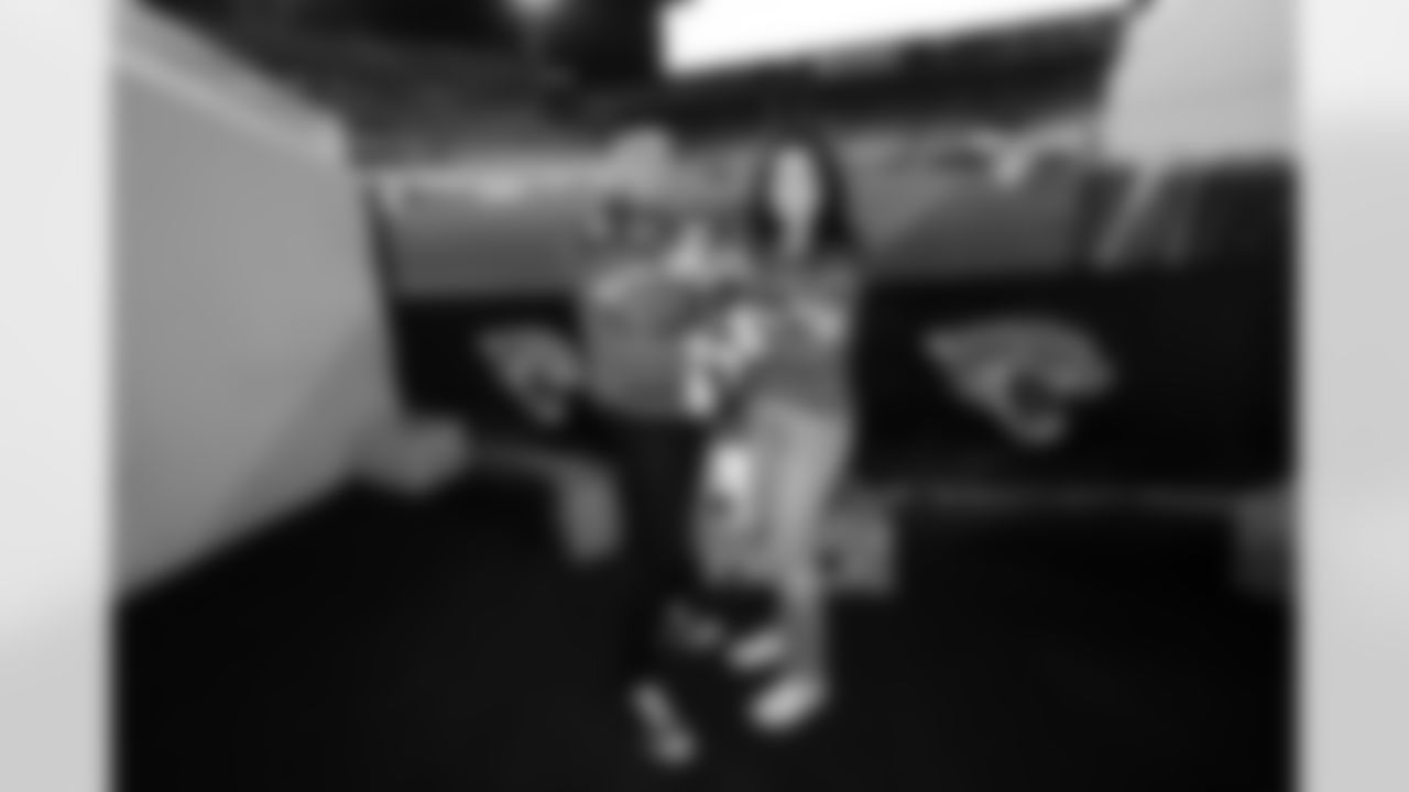 2023_1212_FanClubHolidayPawty_54