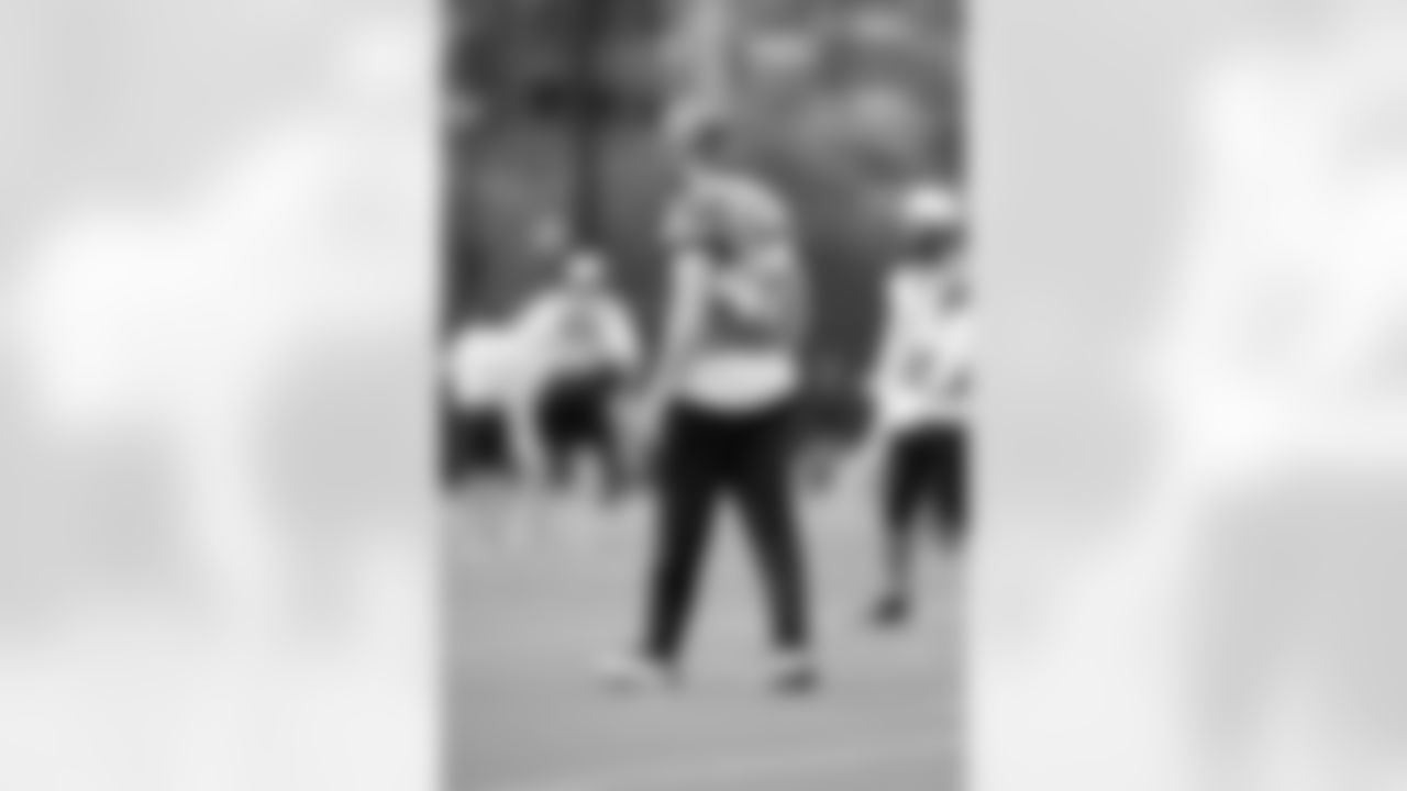 Jacksonville, Fla. — Jaguars safety Andrew Wingard (42) during practice at the Miller Electric Center on November 26, 2025.