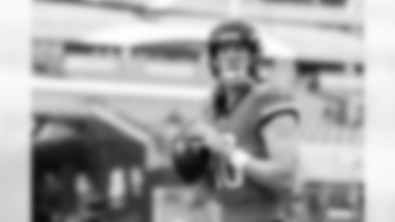 Jacksonville Jaguars vs. Indianapolis Colts
QB Trevor Lawrence (16)