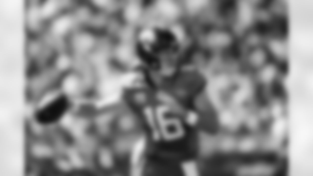 Jacksonville Jaguars vs Seattle Seahawks
QB Trevor Lawrence (16)