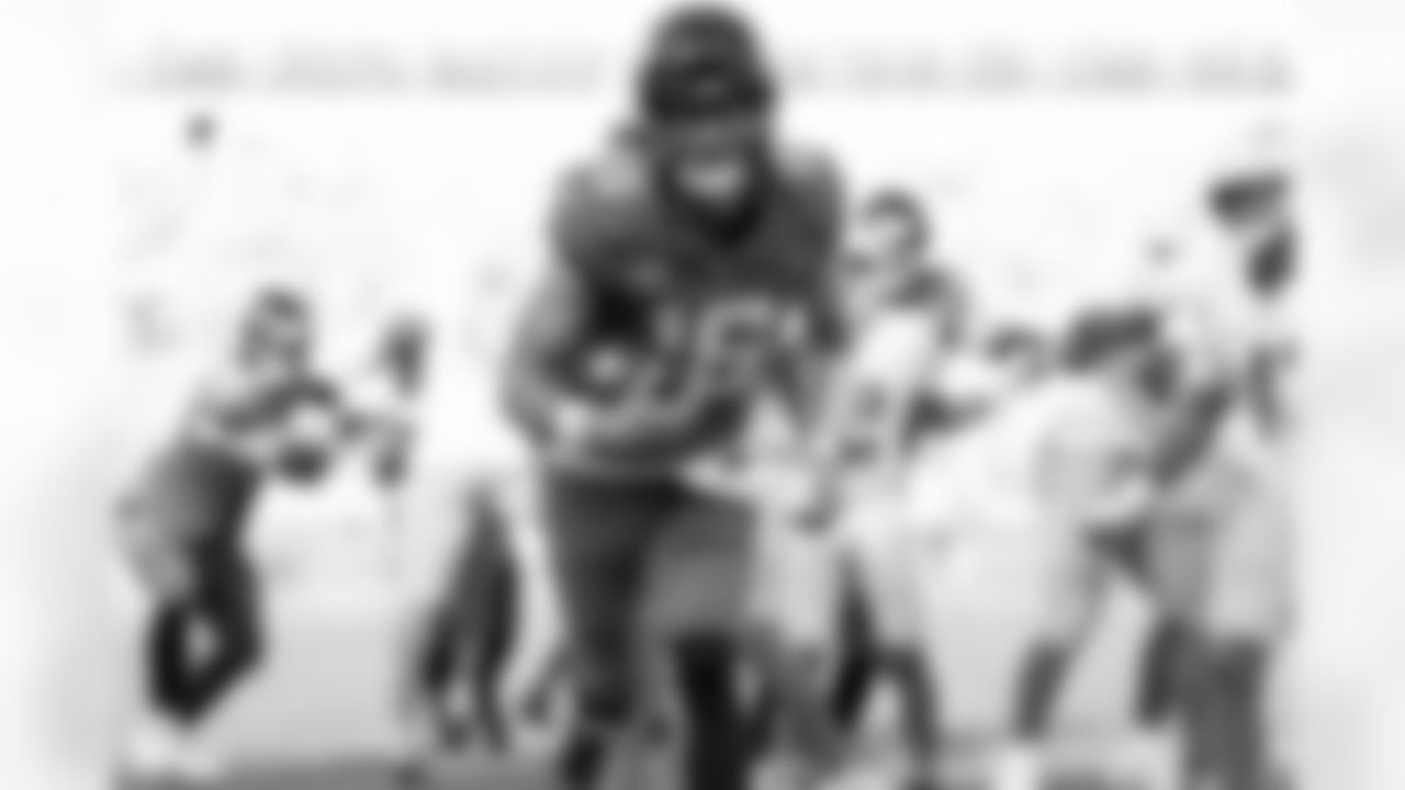 Jacksonville Jaguars vs Los Angeles Chargers

QB Trevor Lawrence (16)