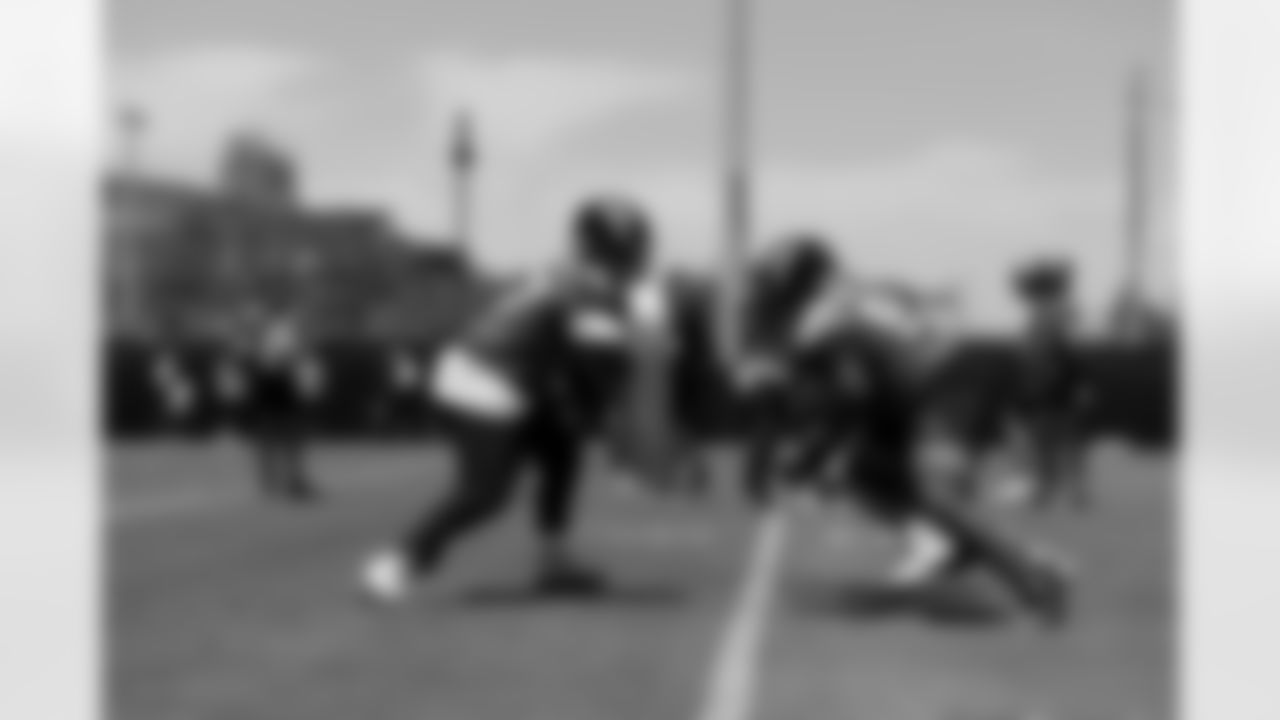 Jacksonville, Fla. — Jaguars offensive lineman Chuma Edoga (55) during OTAs at the Miller Electric Center on May 27, 2025.