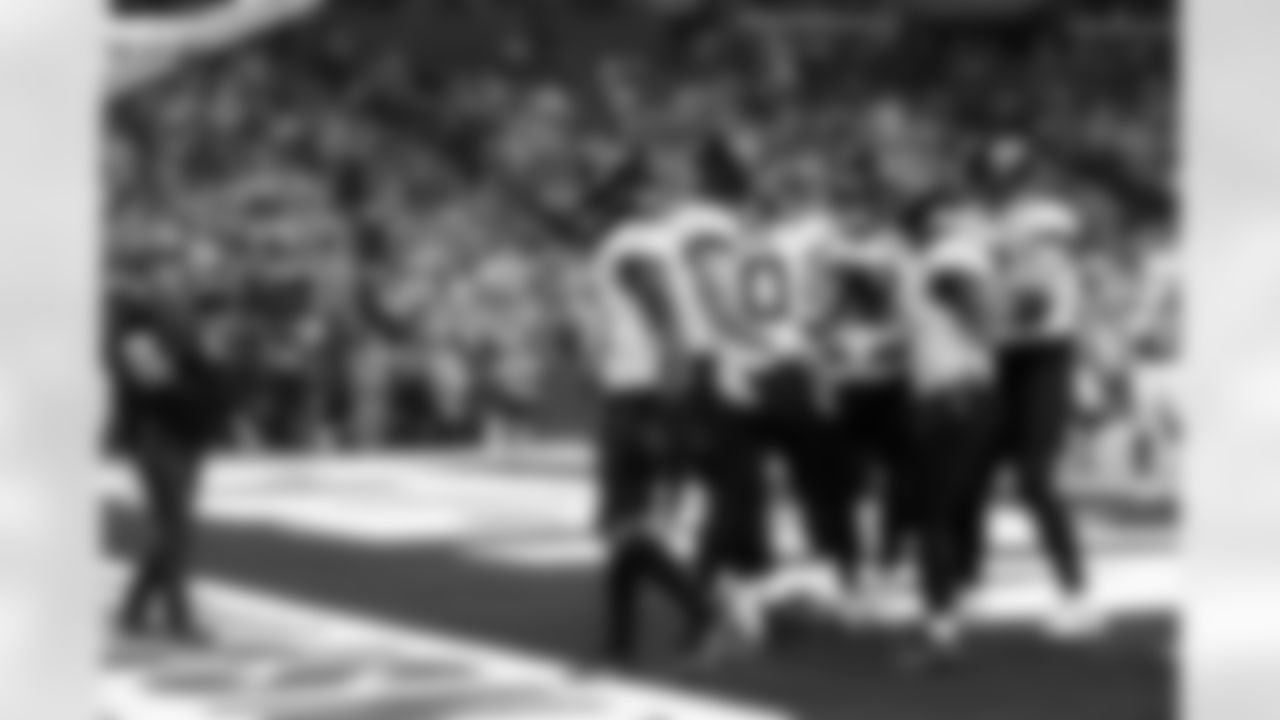 Jacksonville Jaguars vs Indianapolis Colts

QB Trevor Lawrence (16)