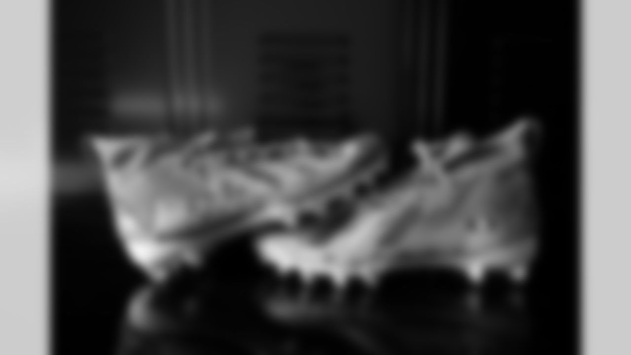 QB Trevor Lawrence — Wolfson Children's Hospital