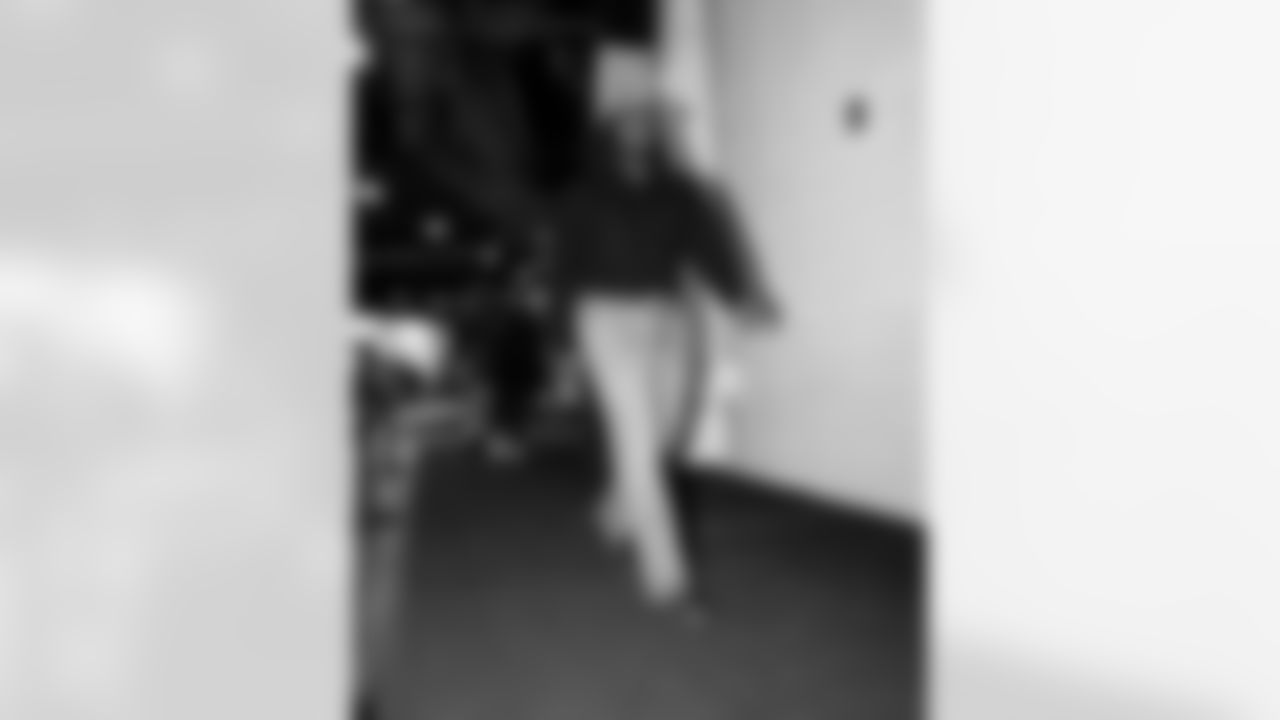 Jacksonville Jaguars vs Denver Broncos

RB DeeJay Dallas