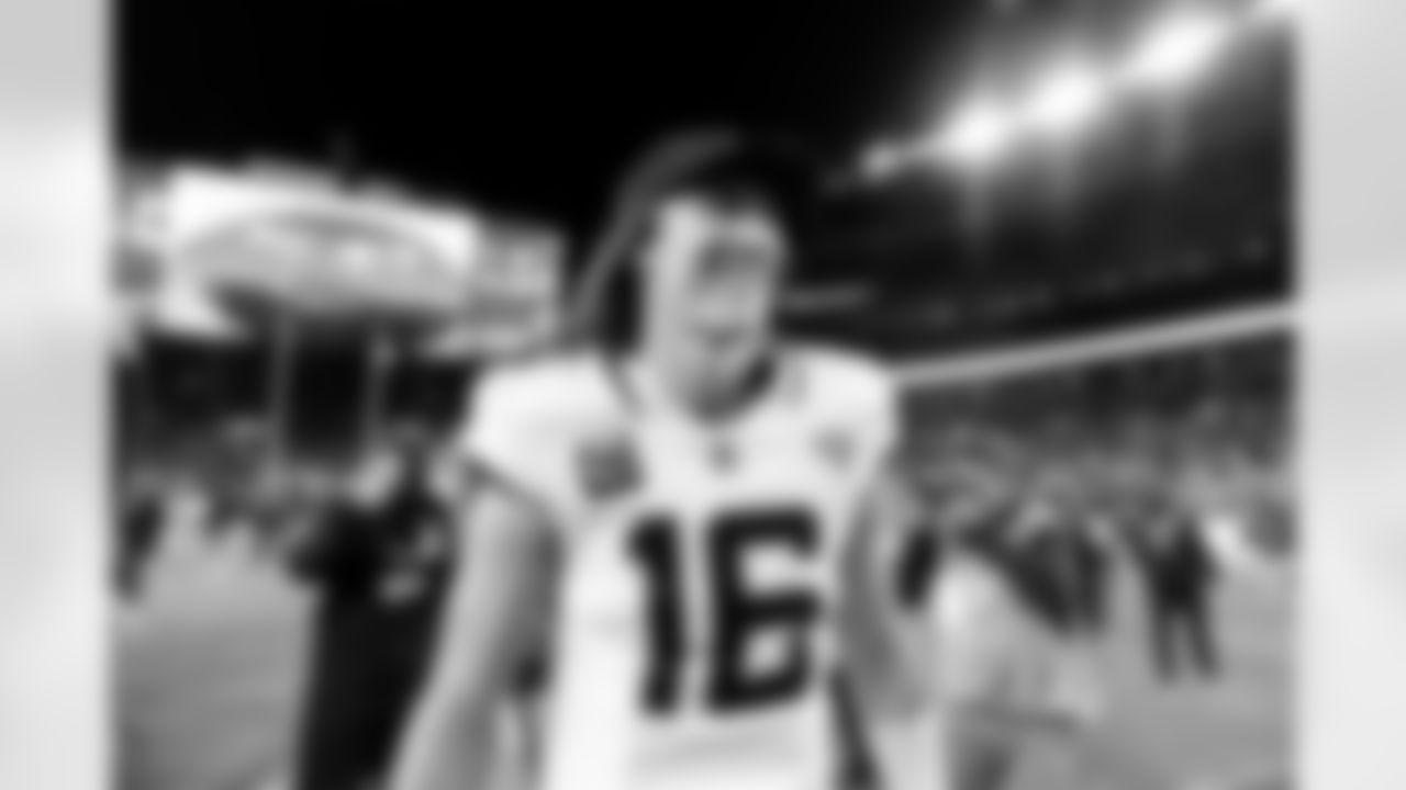 Jacksonville Jaguars vs Denver Broncos

QB Trevor Lawrence (16)
