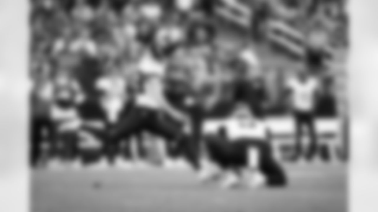 Jacksonville Jaguars vs Las Vegas Raiders

K Cam Little (39)