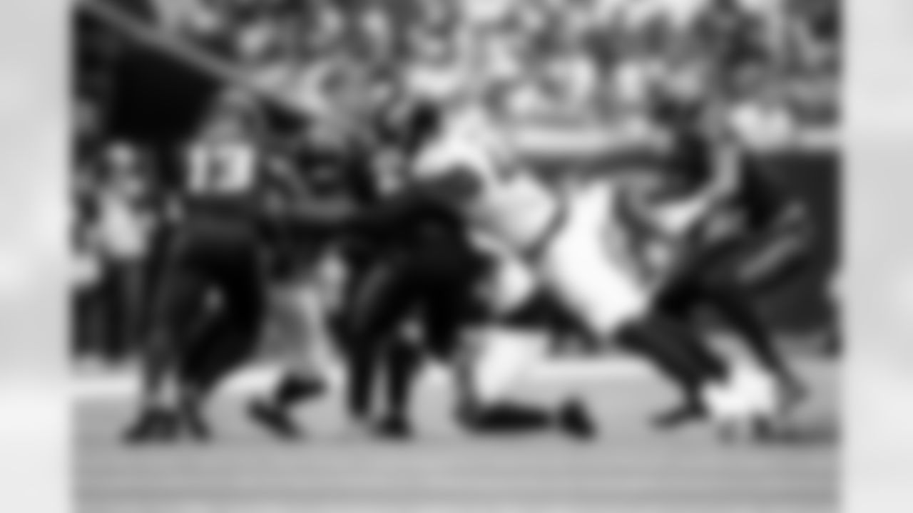 Jacksonville Jaguars vs Houston Texans

DE Travon Walker (44)