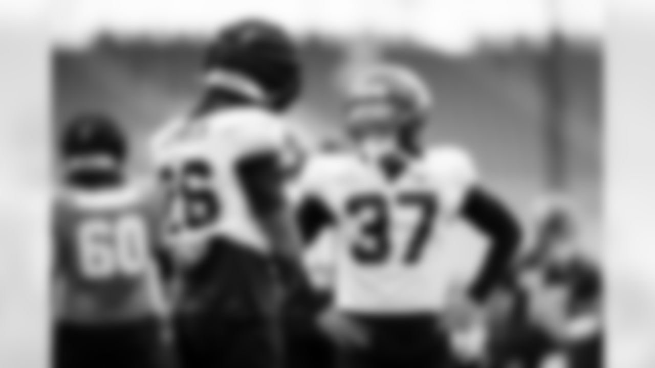 Jacksonville, Fla. — Jaguars safety Antonio Johnson (26) and defensive back Jabbar Muhammad (37) during practice at the Miller Electric Center on December 4, 2025.