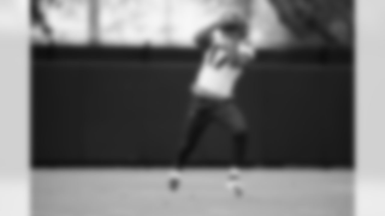 Jacksonville, Fla. — Jaguars wide receiver Tim Patrick (17) during practice at the Miller Electric Center on November 27, 2025.