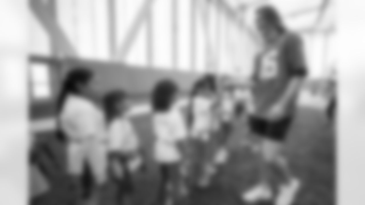 Jacksonville, Fla. – Touchdowns for Tomorrow Financial Education Football Camp hosted by EverBank at Flex Field on November 12, 2024.