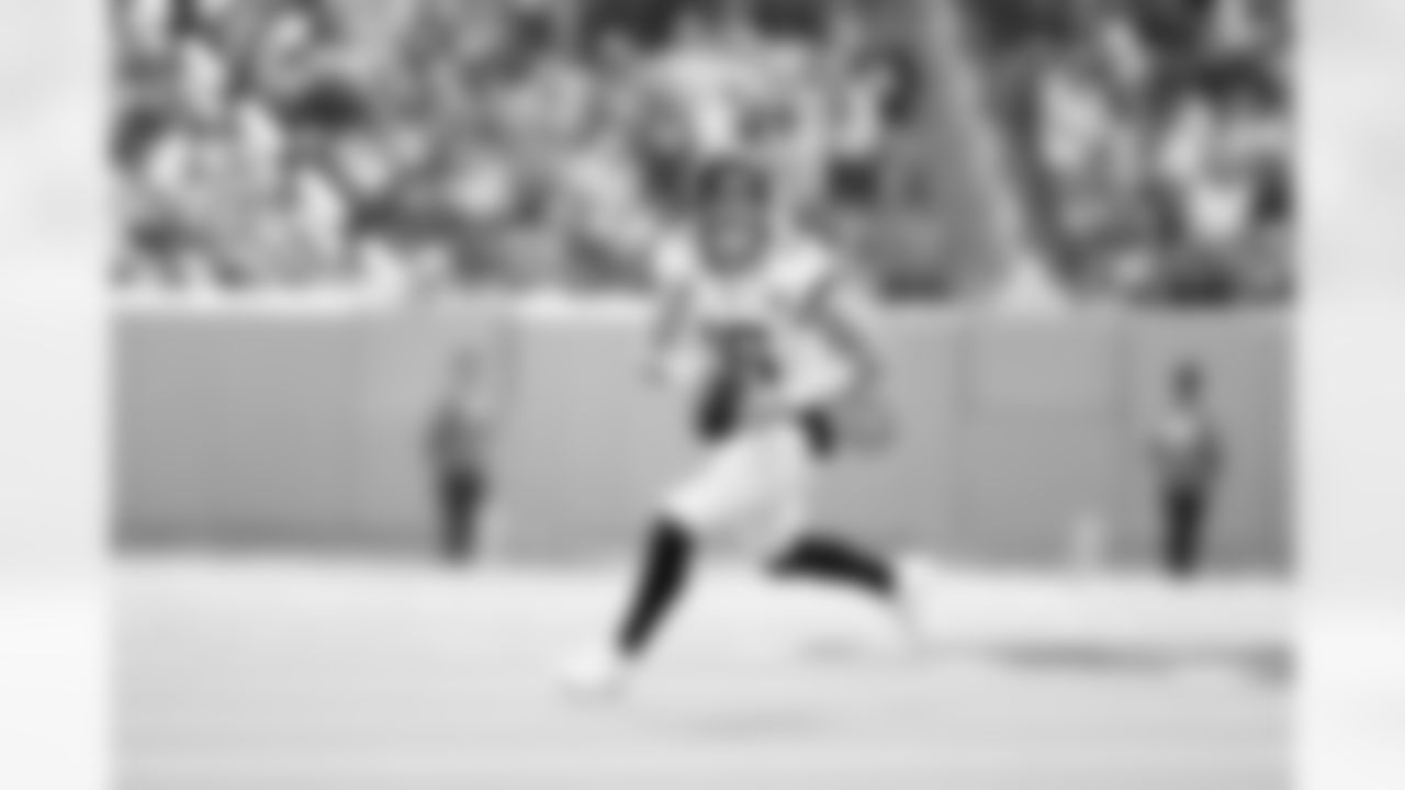 Jacksonville Jaguars vs. Tennessee Titans
QB Trevor Lawrence (16)