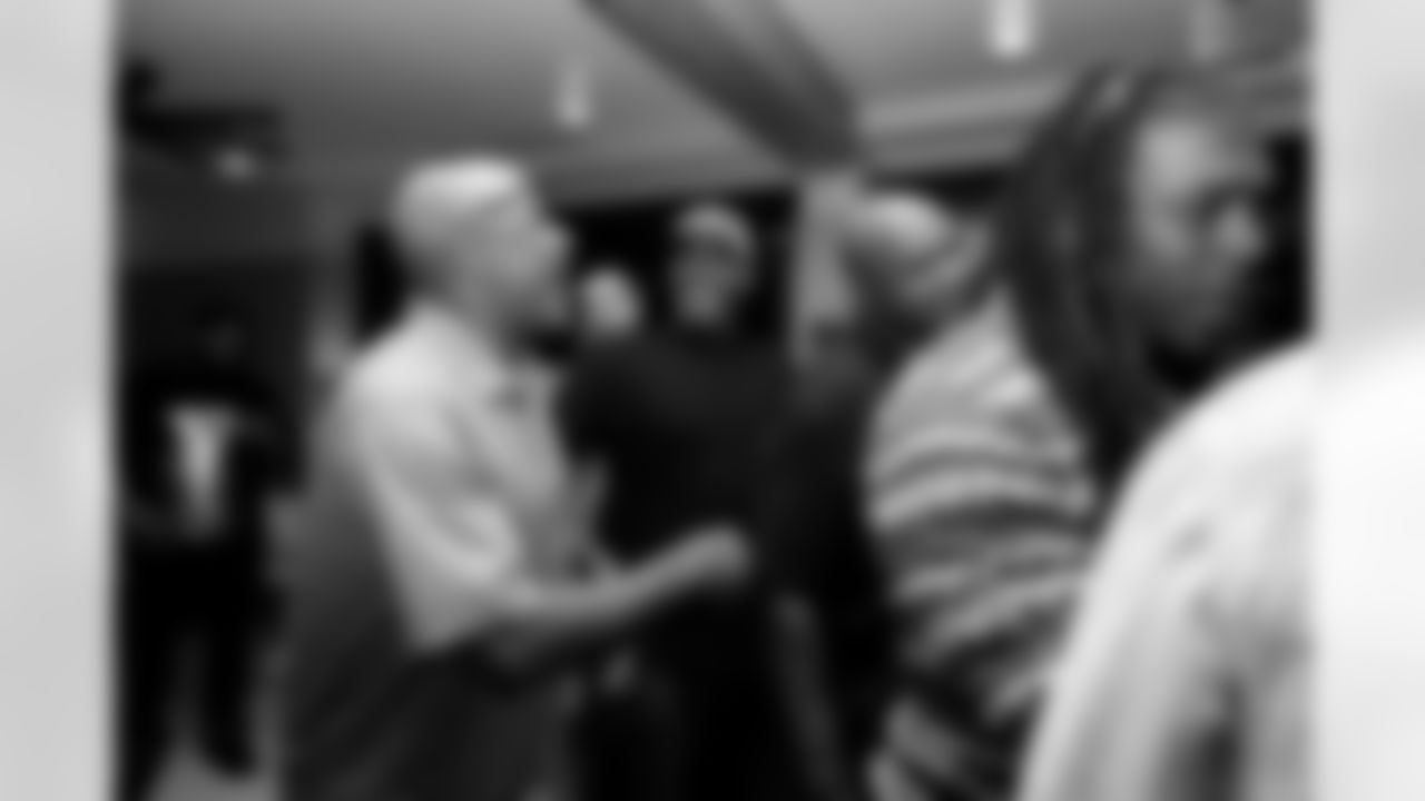 Jacksonville Beach, Fla. — Legends Weekend Friday Dinner at Sandbar Jax Bch on December 5, 2025.