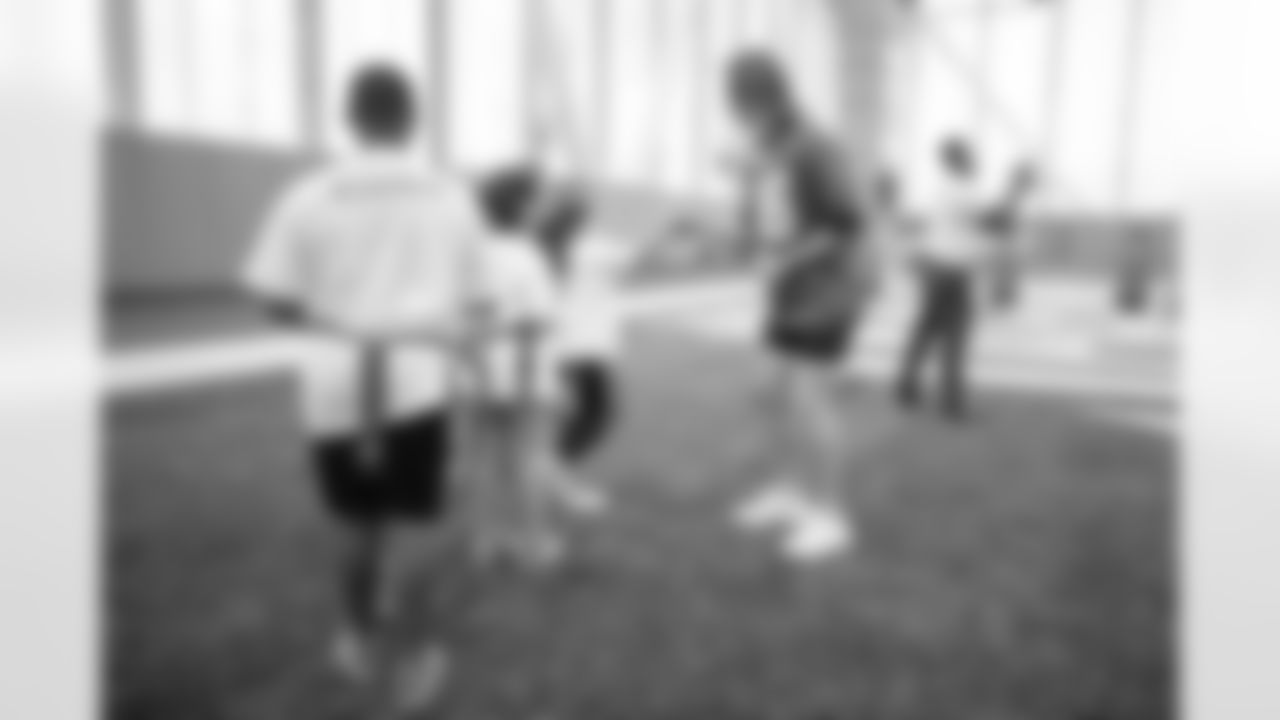Jacksonville, Fla. – Touchdowns for Tomorrow Financial Education Football Camp hosted by EverBank at Flex Field on November 12, 2024.
